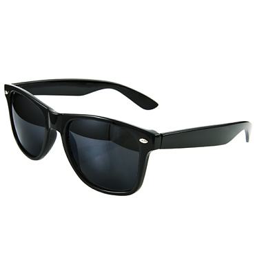 Black Wayfarer Sunglasses