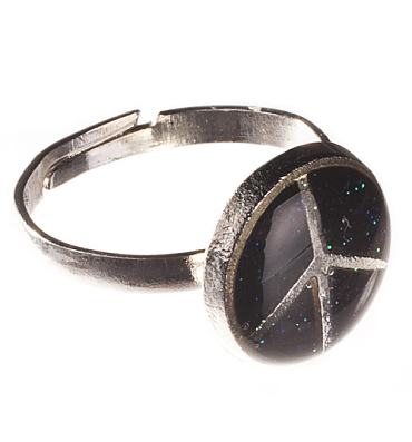 Nineties Colour Changing Peace Sign Mood Ring from Chelsea Doll
